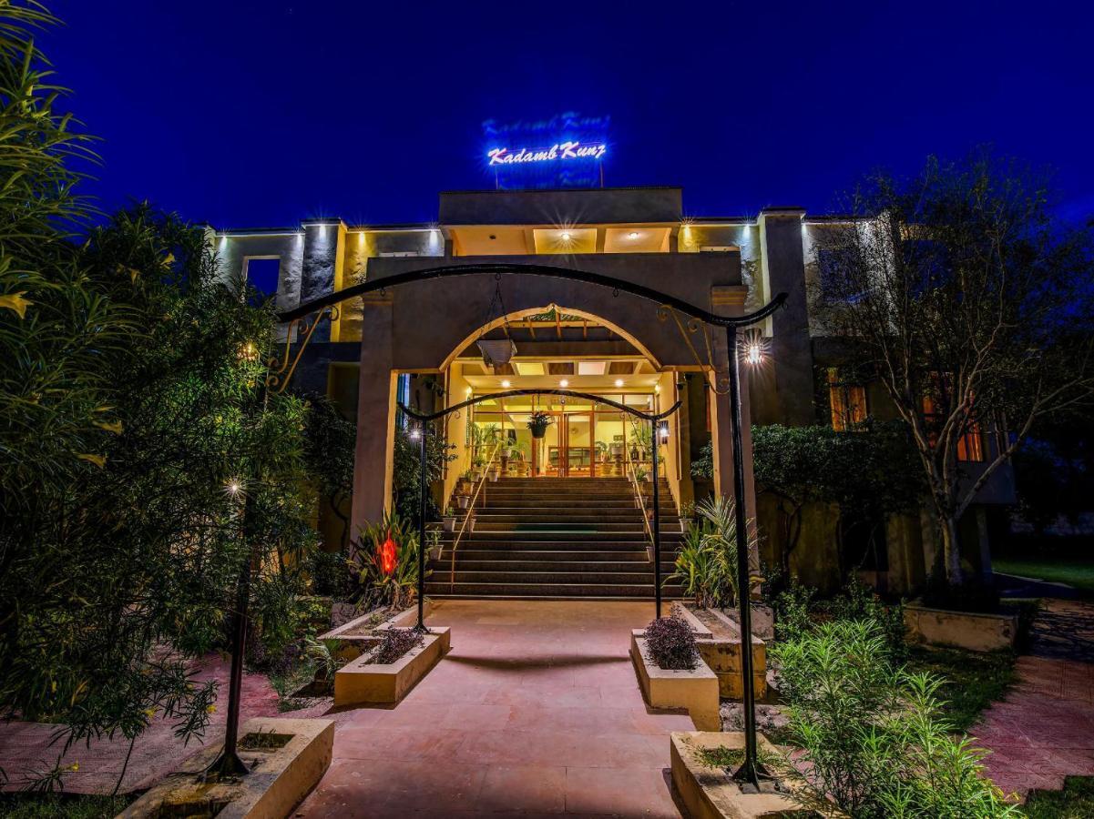 Pride Kadamb Kunj Resort Bharatpur Exteriör bild