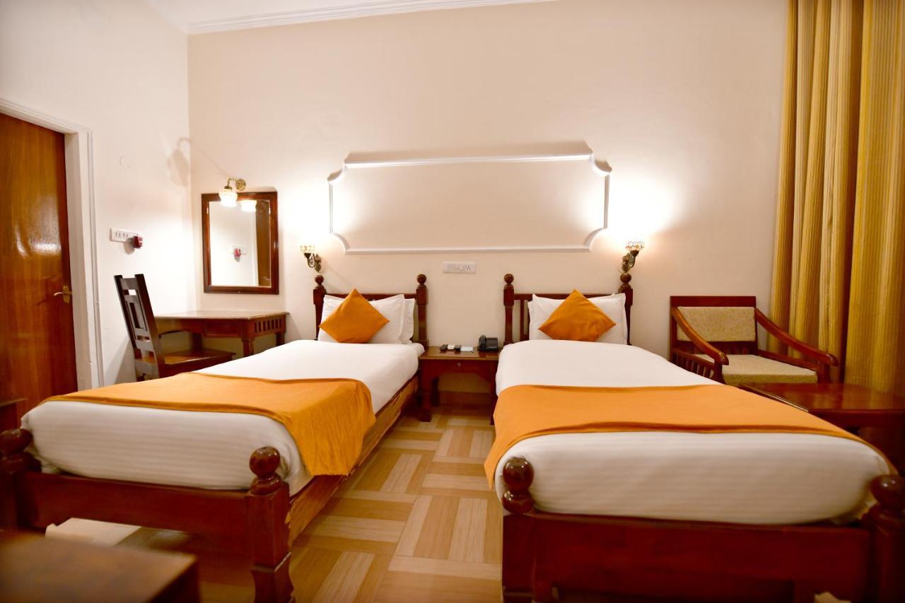Pride Kadamb Kunj Resort Bharatpur Exteriör bild