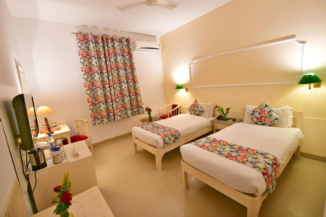 Pride Kadamb Kunj Resort Bharatpur Exteriör bild