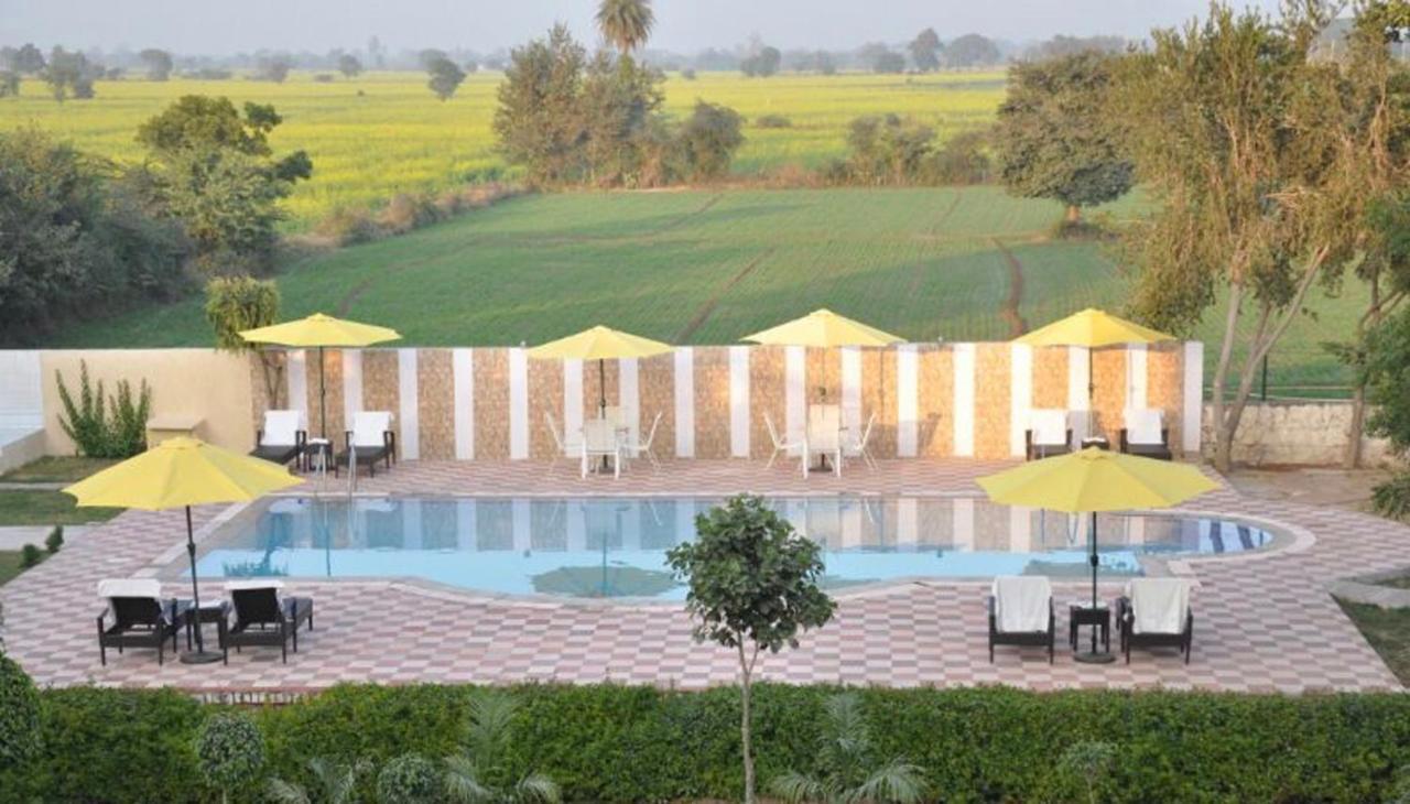 Pride Kadamb Kunj Resort Bharatpur Exteriör bild