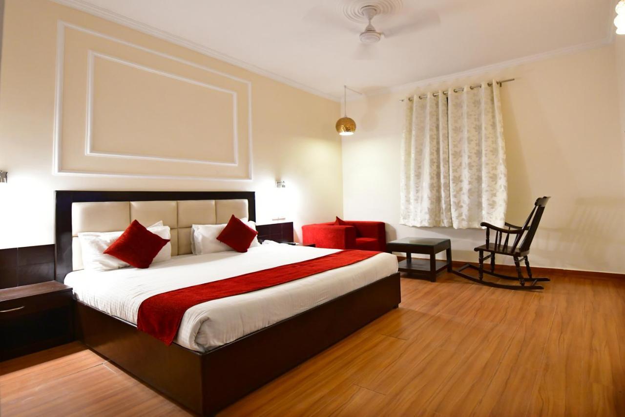 Pride Kadamb Kunj Resort Bharatpur Exteriör bild