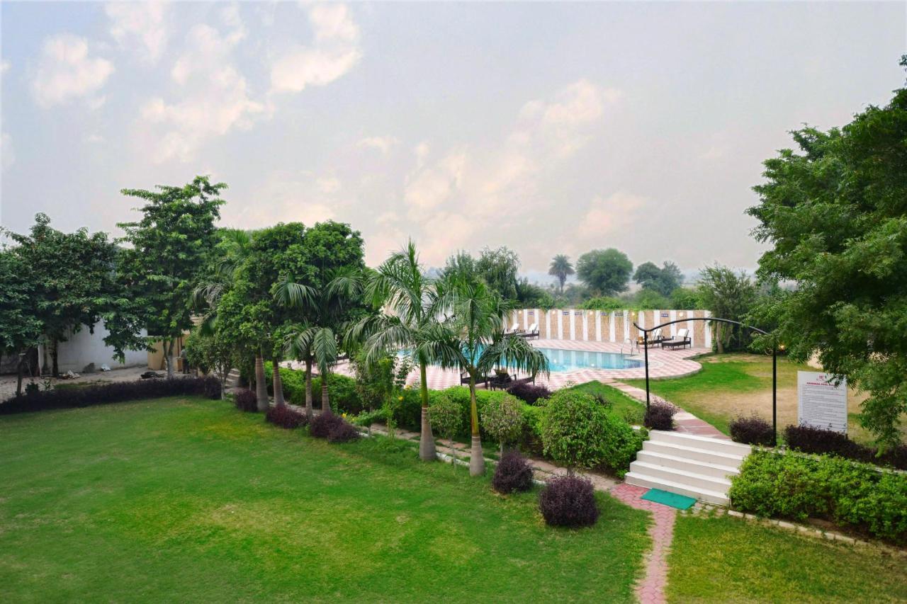 Pride Kadamb Kunj Resort Bharatpur Exteriör bild