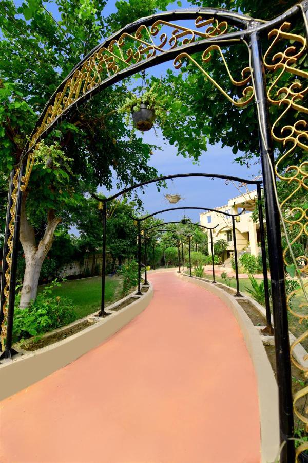 Pride Kadamb Kunj Resort Bharatpur Exteriör bild