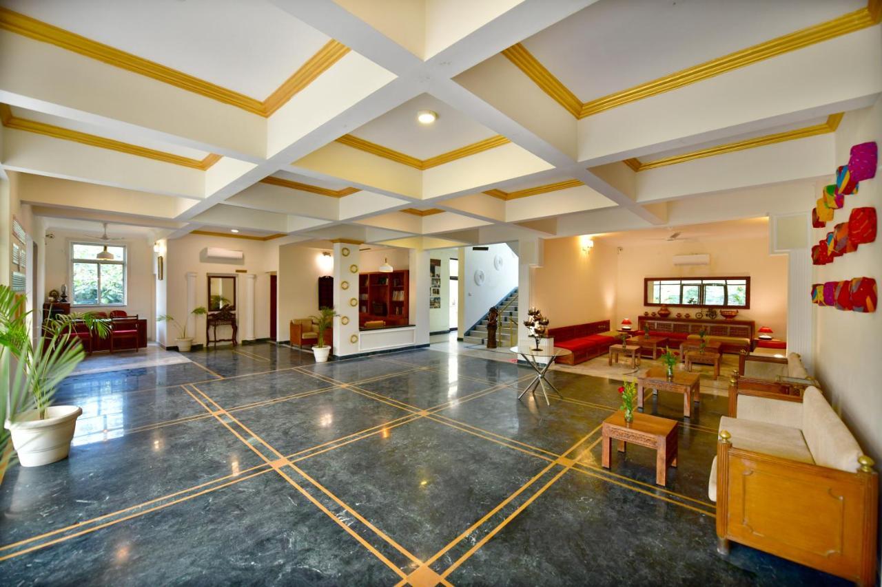 Pride Kadamb Kunj Resort Bharatpur Exteriör bild