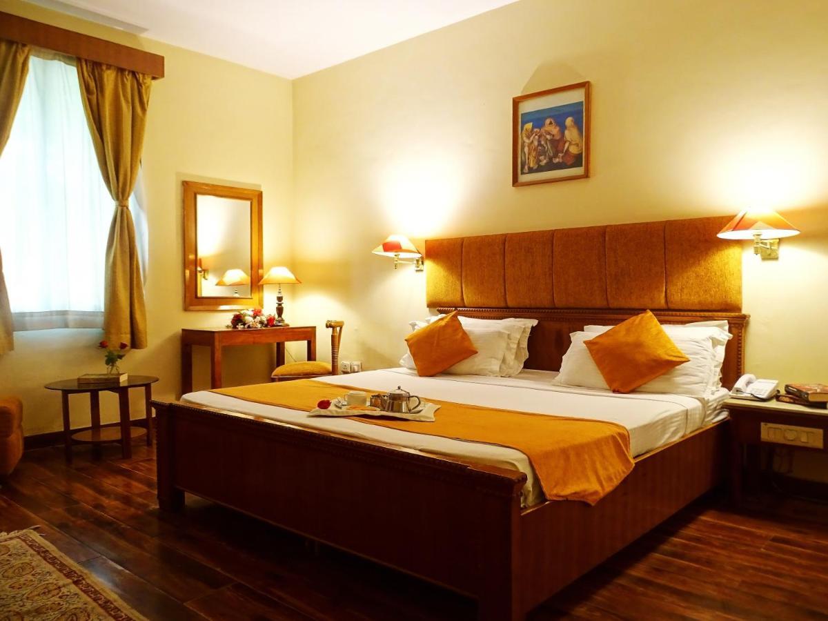 Pride Kadamb Kunj Resort Bharatpur Exteriör bild